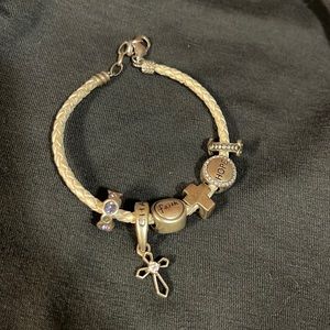 Chamilia Charm Bracelet Faith Hope Love Gold With 6 Charms Cross Heart